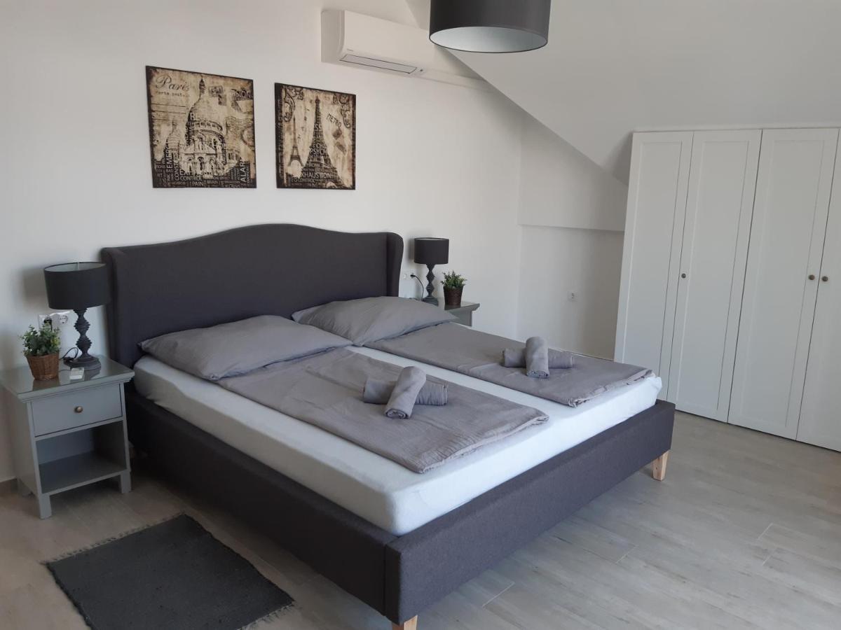 שיופוק Apartman Soos -- Only For Relaxation, Not For Party! מראה חיצוני תמונה